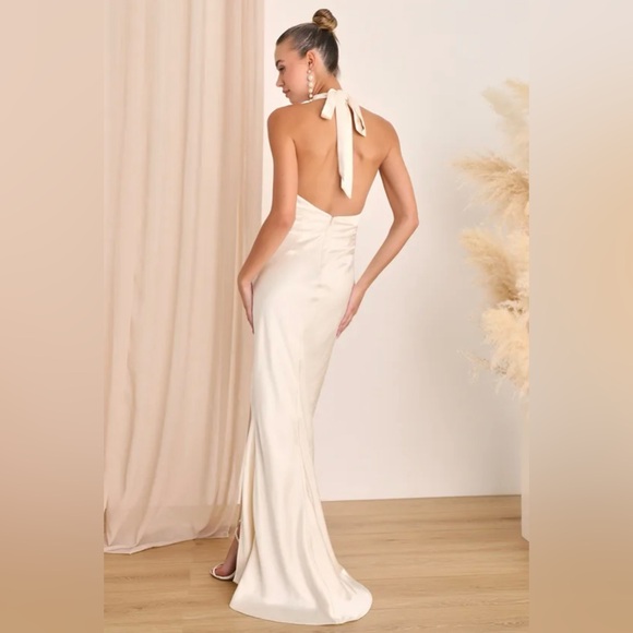 ✨✨Lulus Start of Forever Ivory Satin Halter Mermaid Maxi Dress✨✨ - Picture 2 of 7